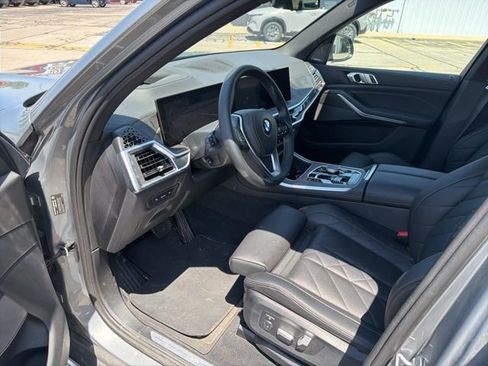Used 2024 BMW X5 xDrive40i w/ Premium Package AWD/4WD image 10