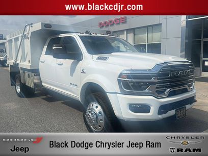 New 2025 RAM 5500 4x4 Crew Cab w/ Laramie Trim Package