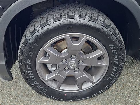 Used 2024 Honda Passport TrailSport image 7