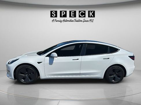 Used 2021 Tesla Model 3 Standard Range Plus RWD image 2