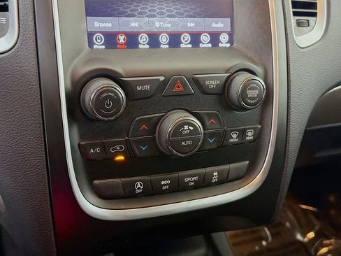 Used 2020 Dodge Durango SXT w/ 3rd Row Seating Group image 18