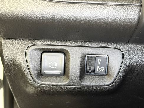 Used 2018 GMC Acadia SLT image 21