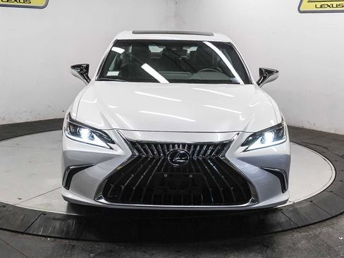 Certified 2025 Lexus ES 350 w/ Accessory Package (Z2) FWD image 2