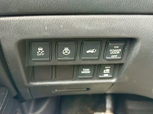 Used 2014 Nissan Pathfinder Platinum w/ Platinum Premium Package image 23