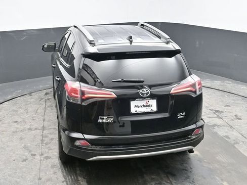 Used 2017 Toyota RAV4 XLE image 20