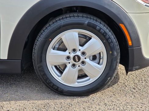 Used 2018 MINI Cooper 2-Door Hardtop w/ Cold Weather Package image 8