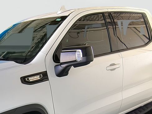 Used 2024 GMC Sierra 1500 AT4X image 8