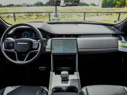 New 2026 Land Rover Discovery Sport Landmark AWD/4WD image 19