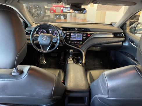 Used 2019 Toyota Camry SE image 22