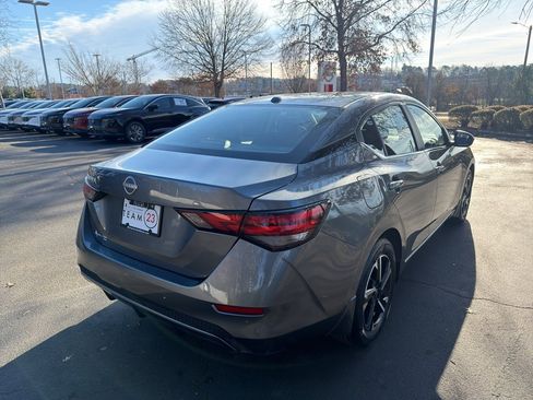 New 2025 Nissan Sentra SV image 7