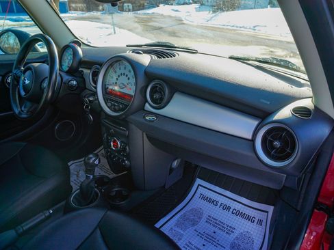 Used 2011 MINI Cooper Hardtop image 21