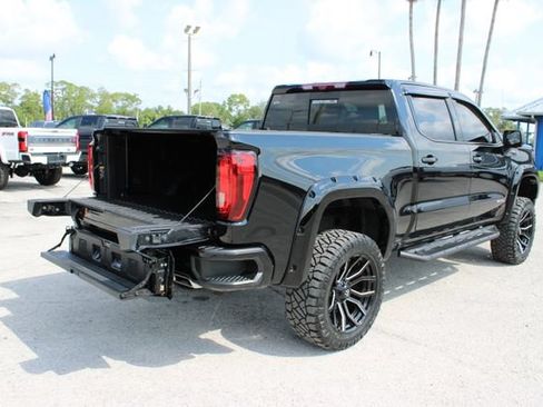 Used 2023 GMC Sierra 1500 AT4 w/ AT4 Premium Package AWD/4WD image 11