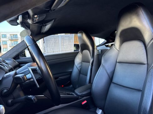 Certified 2018 Porsche 718 Cayman GTS image 5