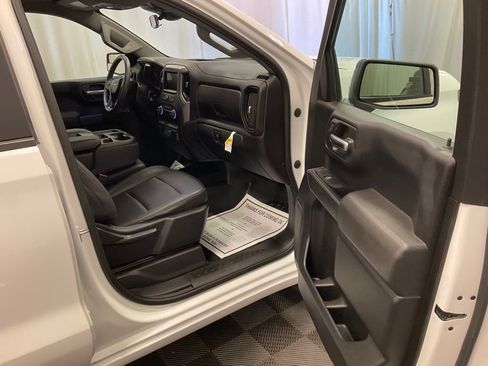 Used 2023 Chevrolet Silverado 1500 W/T w/ WT Value Package AWD/4WD image 12