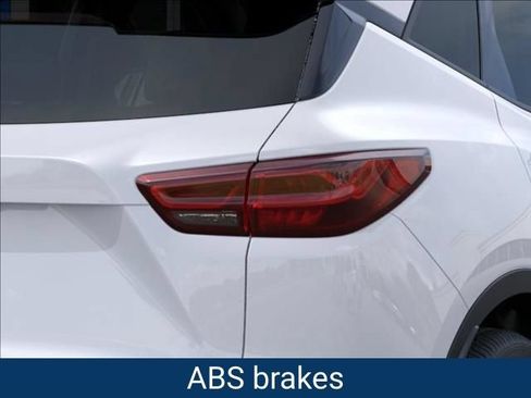 New 2026 Chevrolet Blazer LT w/ Convenience Package FWD image 12