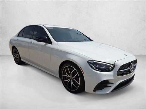 Used 2021 Mercedes-Benz E 350 Sedan image 3