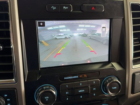 Used 2017 Ford F150 Lariat image 24