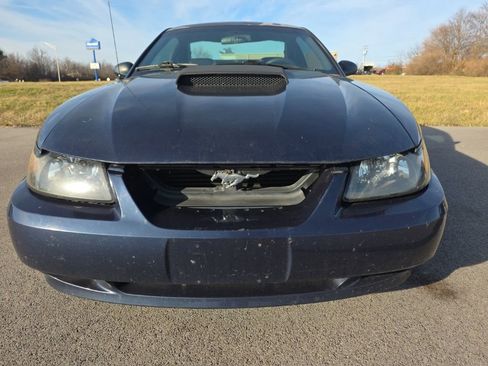 Used 2002 Ford Mustang GT image 2