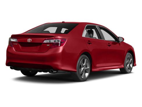 Used 2014 Toyota Camry SE FWD image 3