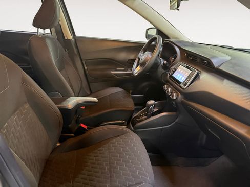 Used 2022 Nissan Kicks S FWD image 22