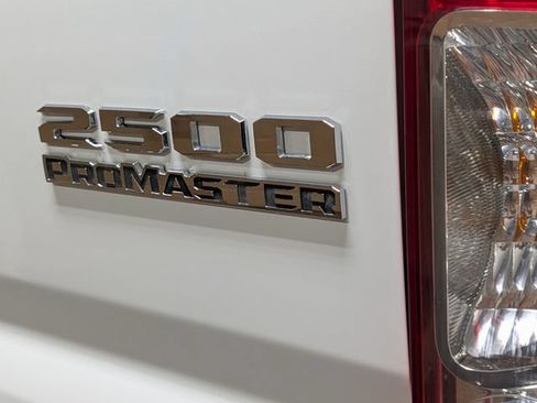Used 2025 RAM ProMaster 2500 w/ U-Haul Equipment Group FWD image 5