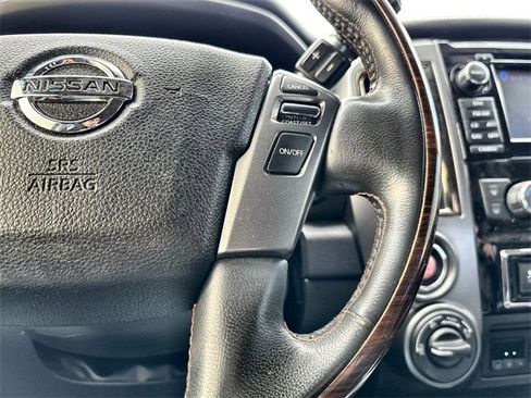 Used 2017 Nissan Titan Platinum Reserve image 31