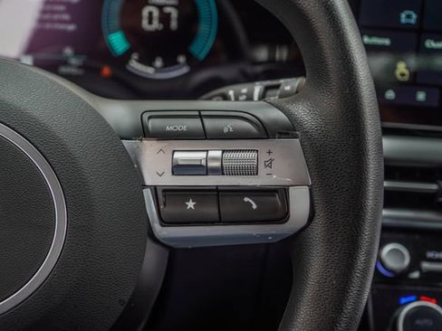 Certified 2025 Hyundai Tucson SEL FWD image 31