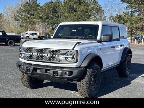 New 2026 Ford Bronco Badlands AWD/4WD image 3