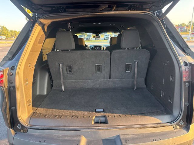 Used 2023 Chevrolet Traverse LT FWD image 20