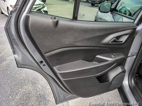 Used 2024 Chevrolet Trax ACTIV w/ Sunroof Package FWD image 26
