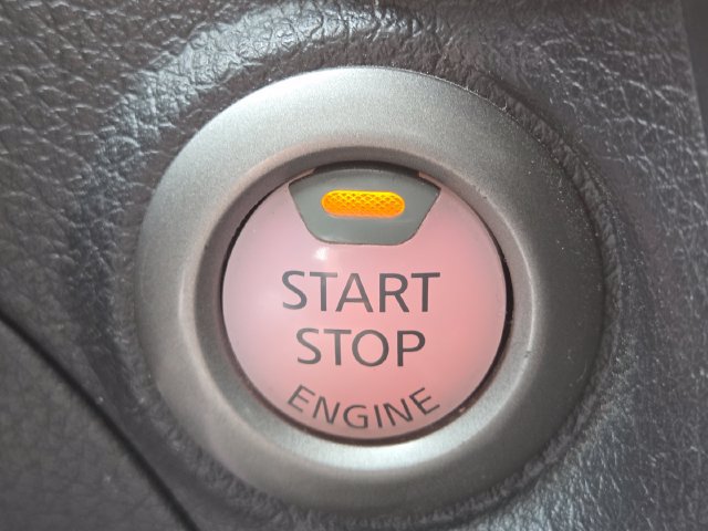 Used 2019 Nissan Sentra SV FWD image 30