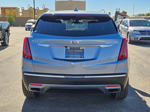 Used 2025 Cadillac XT5 Premium Luxury image 4