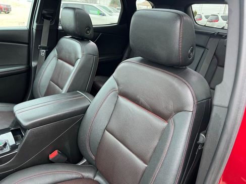 Used 2023 Chevrolet Blazer RS w/ Enhanced Convenience Package image 32