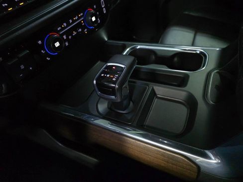 Used 2023 Chevrolet Silverado 1500 High Country w/ Technology Package image 28