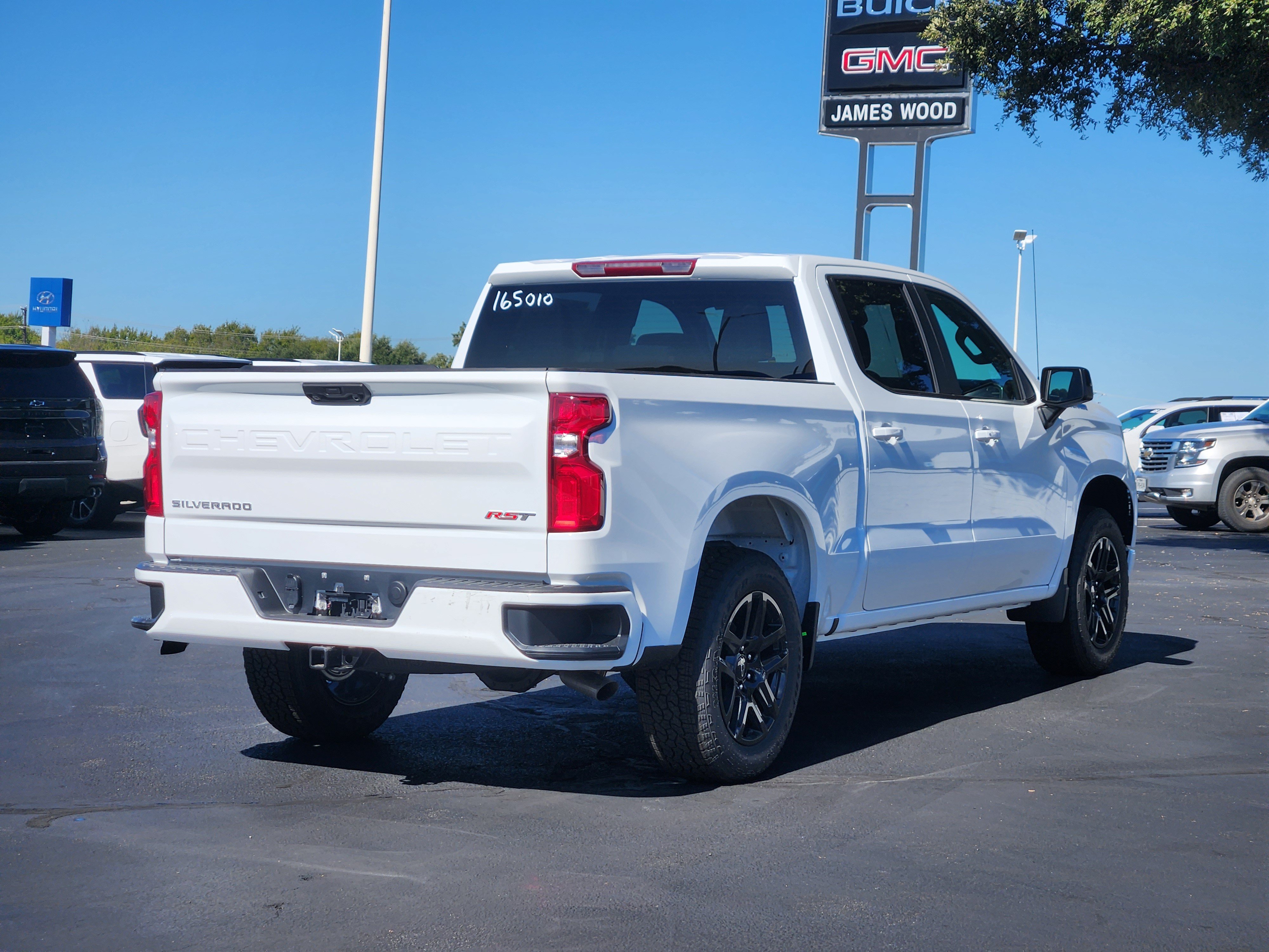 New 2026 Chevrolet Silverado 1500 RST w/ RST Select Package RWD image 3