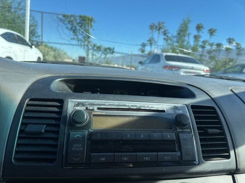 Used 2006 Toyota Camry LE image 25