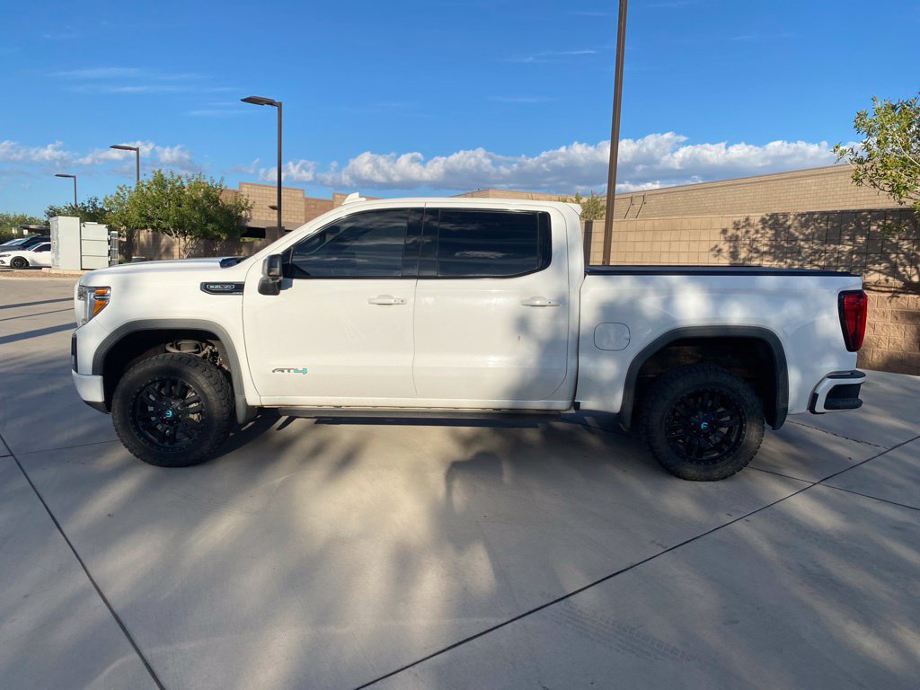 Used 2021 GMC Sierra 1500 AT4 w/ AT4 Value Package AWD/4WD image 4