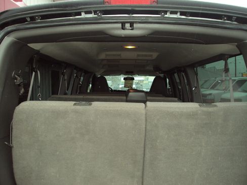 Used 2017 Chevrolet Express 3500 LT w/ LT Preferred Equipment Group image 8