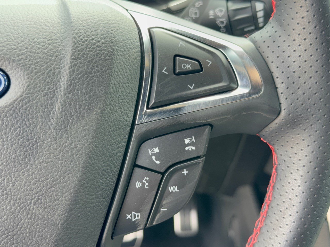 Used 2021 Ford Edge ST-Line FWD image 19