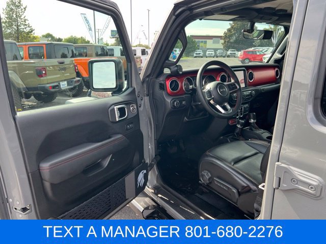Used 2023 Jeep Gladiator Rubicon w/ LED Lighting Group AWD/4WD image 13