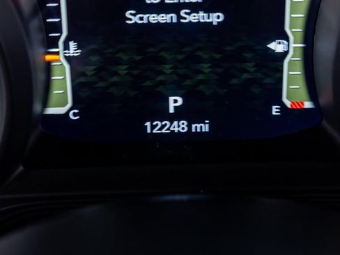 Used 2024 Jeep Wrangler Unlimited Rubicon w/ Technology Group AWD/4WD image 19