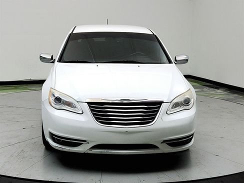 Used 2012 Chrysler 200 Limited FWD image 2
