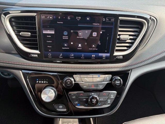 New 2027 Chrysler Pacifica Select FWD image 29