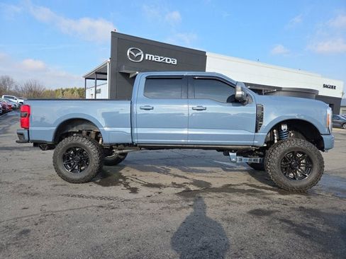 Used 2023 Ford F250 Lariat w/ Sport Appearance Package image 10