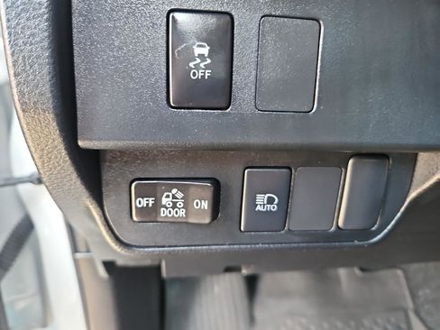 Used 2023 Toyota Tacoma SR5 w/ SX Package image 27