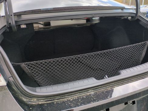 Used 2022 Hyundai Elantra Limited image 31