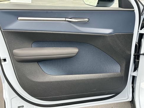 New 2026 Volvo EX30 Plus image 11