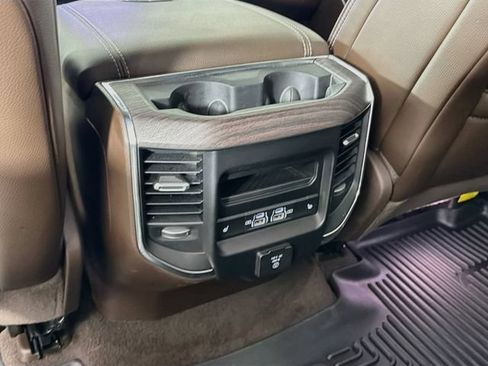 Used 2025 RAM 1500 Laramie AWD/4WD image 30