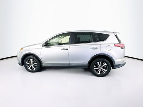 Used 2018 Toyota RAV4 XLE w/ All Weather Liner Package AWD/4WD image 4