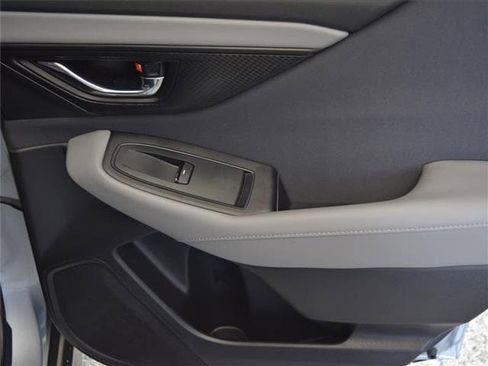 Used 2024 Subaru Outback Premium image 37